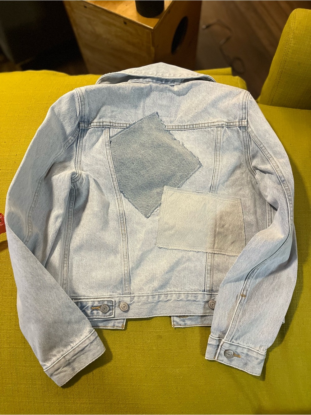 Levi's Pale Blue Denim trucker jacket - Picture 3 of 4